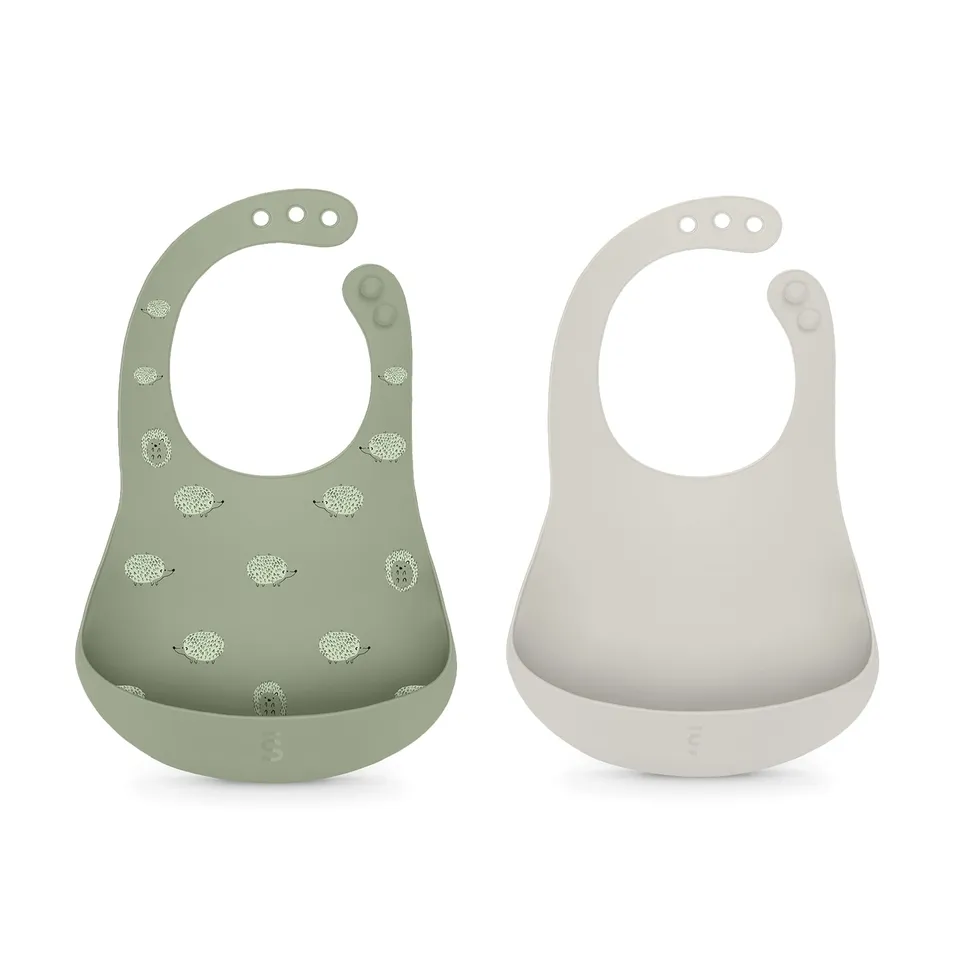 suavinex-babero-de-silicona-impermeable-enrollable-con-bolsillo-recoge-migas-cue image 1