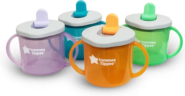 tommee-tippee-first-cup-vaso-para-beb-s-190-ml-4-m-boquilla-abatible-de-flujo-li image 1