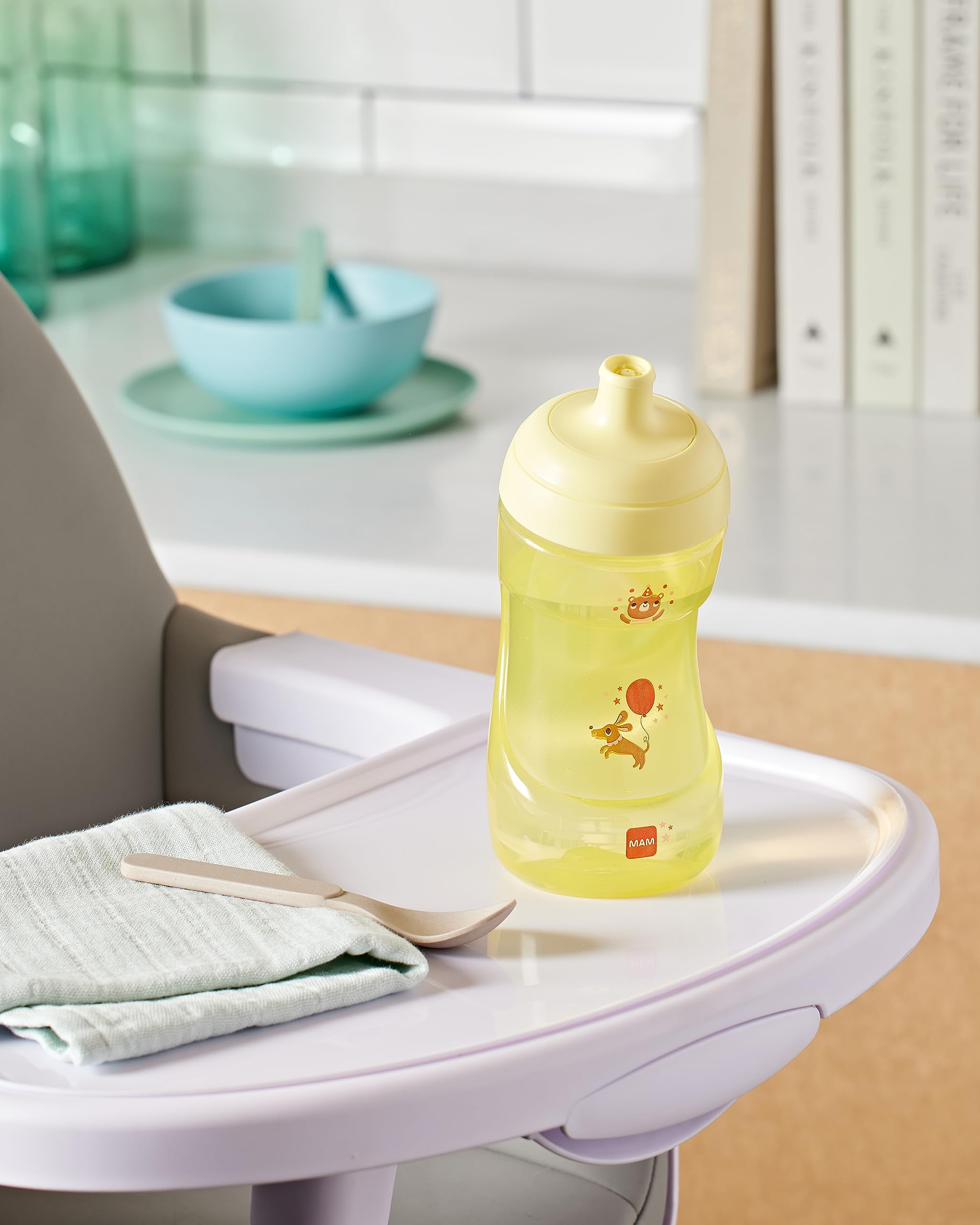 mam-vaso-de-aprendizaje-12-meses-330-ml-boquilla-dura-deportiva-y-v-lvula-antide image 2