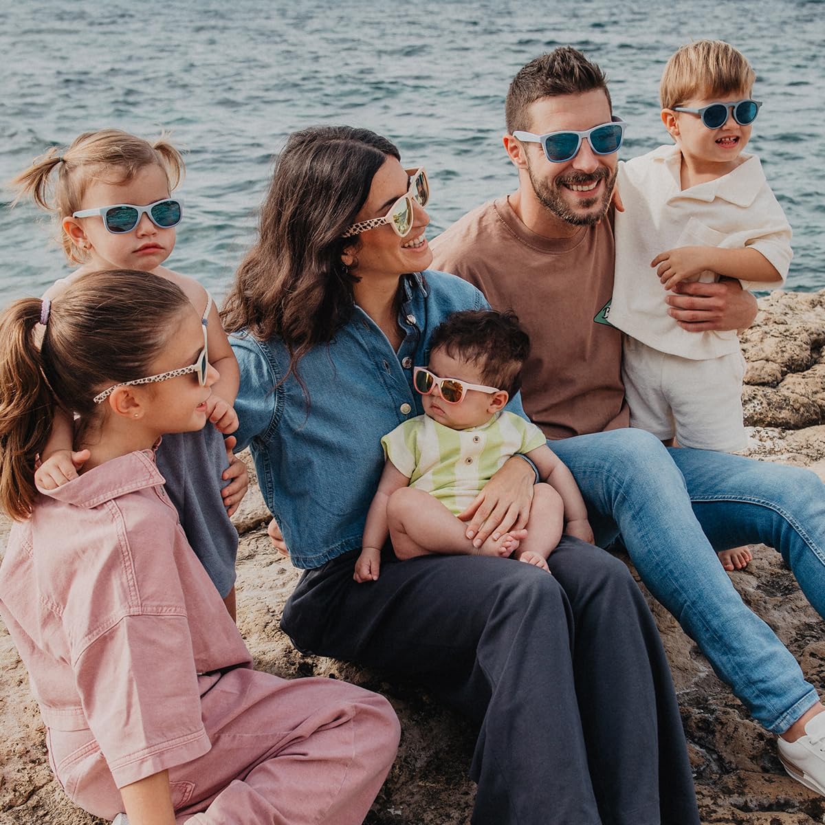suavinex-gafas-de-sol-para-beb-s-0-12-meses-polarizadas-uv400-categor-a-3-protec image 4