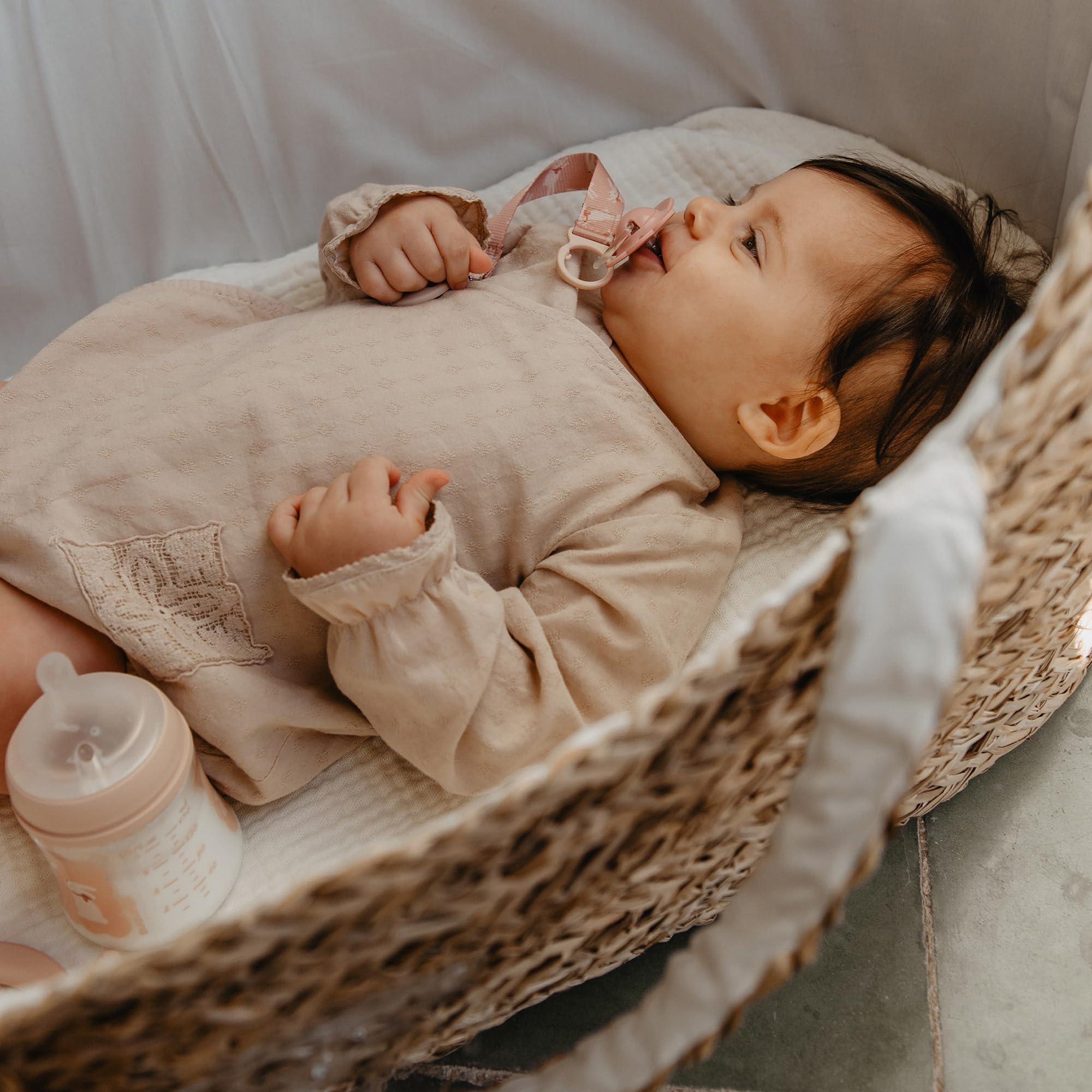 suavinex-wonder-chupete-0-6-meses-con-tetina-fisiol-gica-sx-pro-escudo-mariposa- image 6